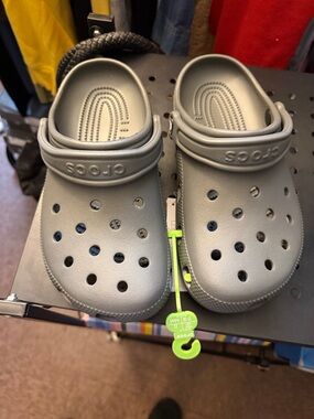 CROCS Kids Classic Clogs in Gray